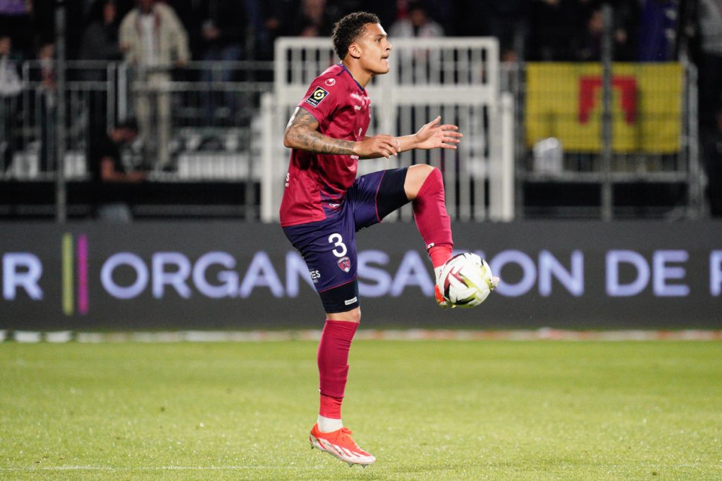 Clermont Foot 63 v Olympique Lyonnais - Ligue 1 Uber Eats 2023/2024
