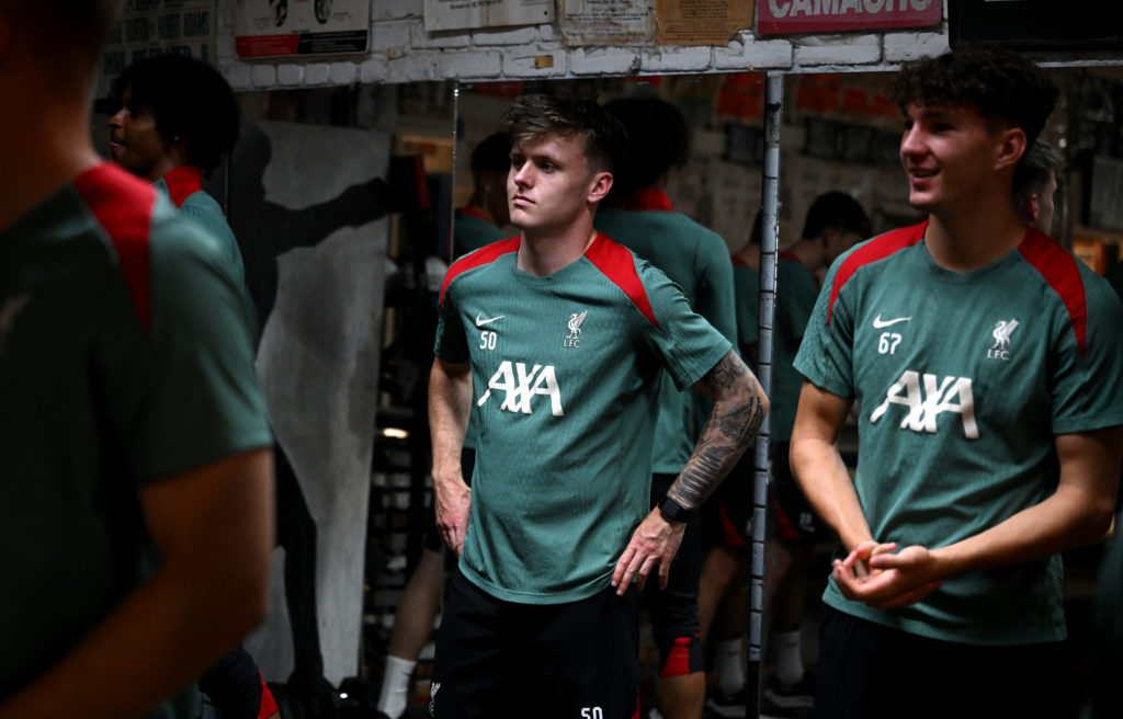Liverpool Players Visit the 'Rocky Steps' and take part in Boxing Training